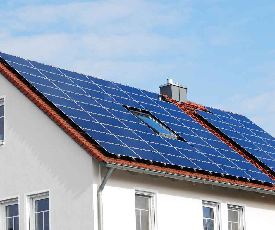energetische-sanierung-sonnenenergie-photovoltaik